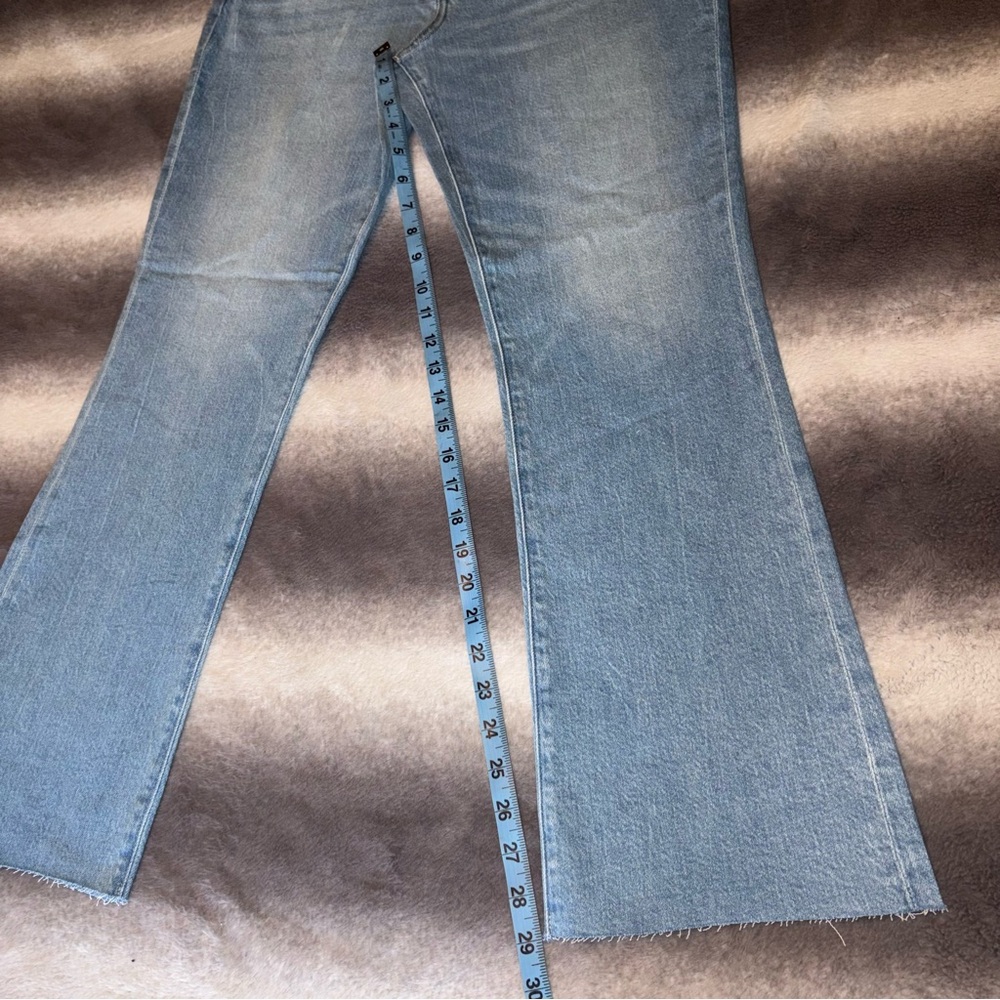 Express Cropped Flare Light Wash High Rise Raw Hem Stretch Jeans Size 12 Long - Picture 8 of 13